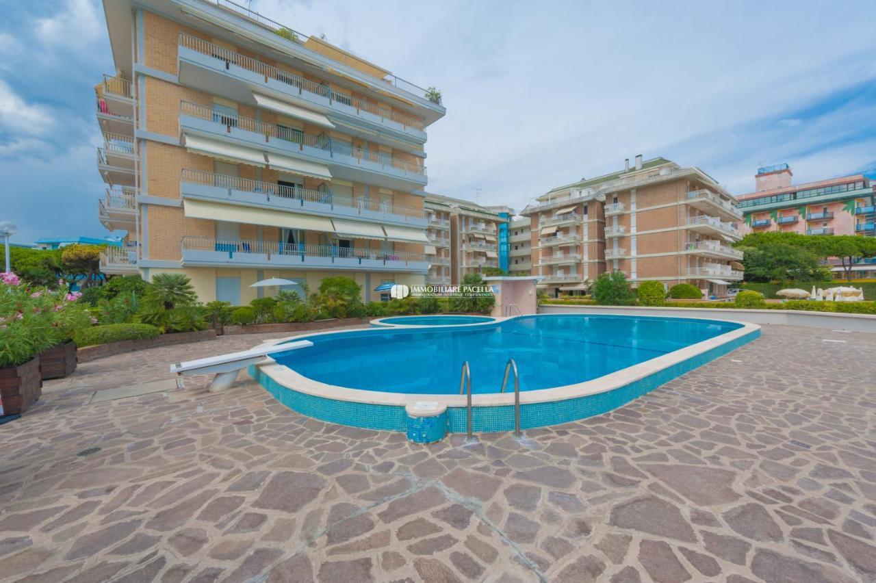 Residence Solmare Immobiliare Pacella Jesolo Extérieur photo