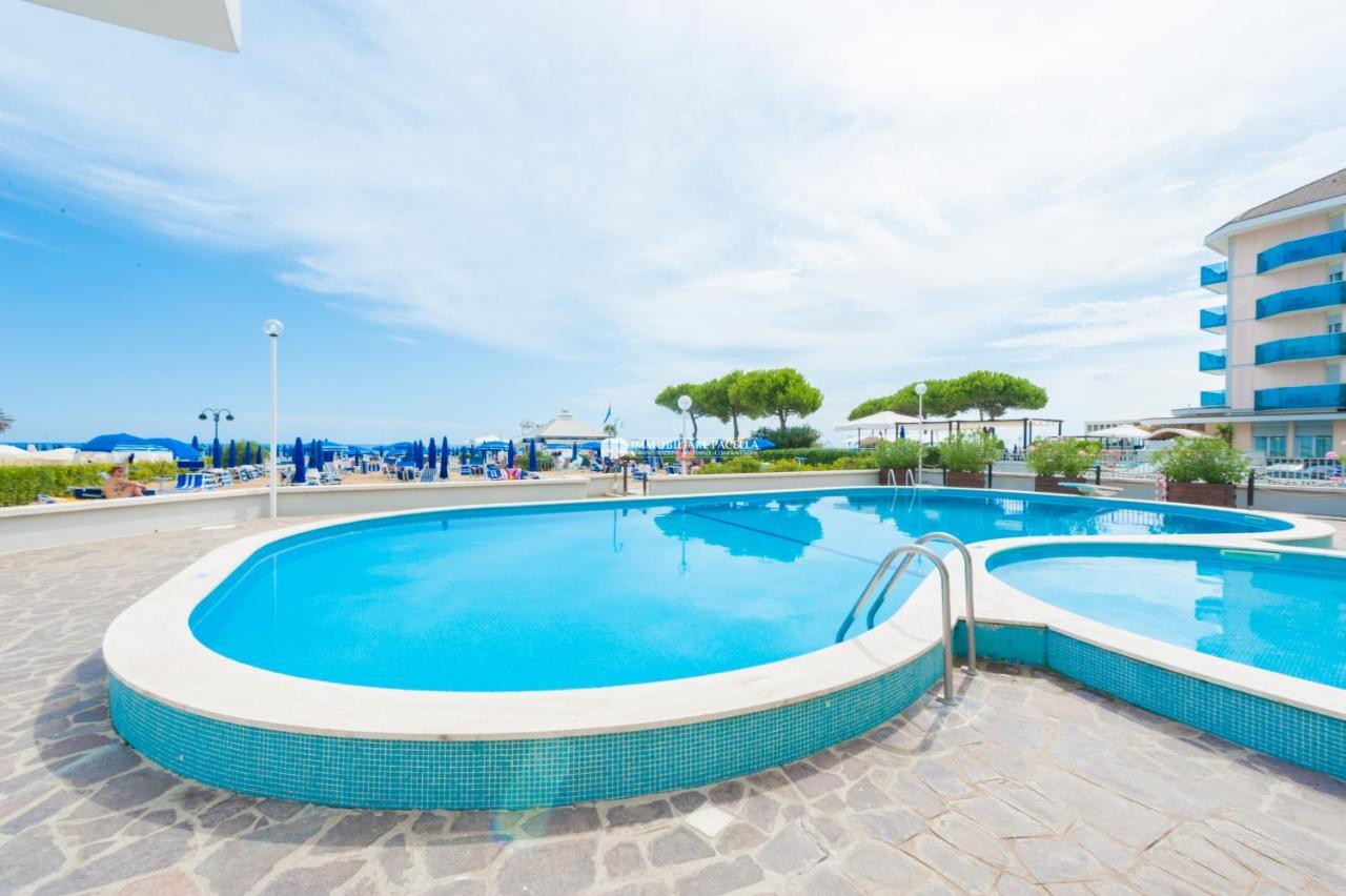 Residence Solmare Immobiliare Pacella Jesolo Extérieur photo